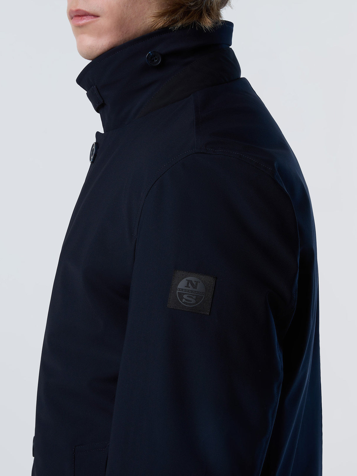 Tredelt Trenchcoat til Herrer af Genanvendt Materiale