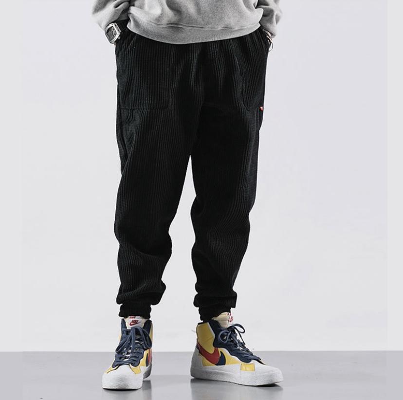 Kvalitetsrige og Komfortable Herrebukser til Enhver Anledning