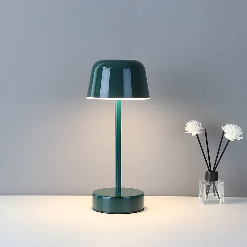 Trådløs LED Bordlampe med Retro Design