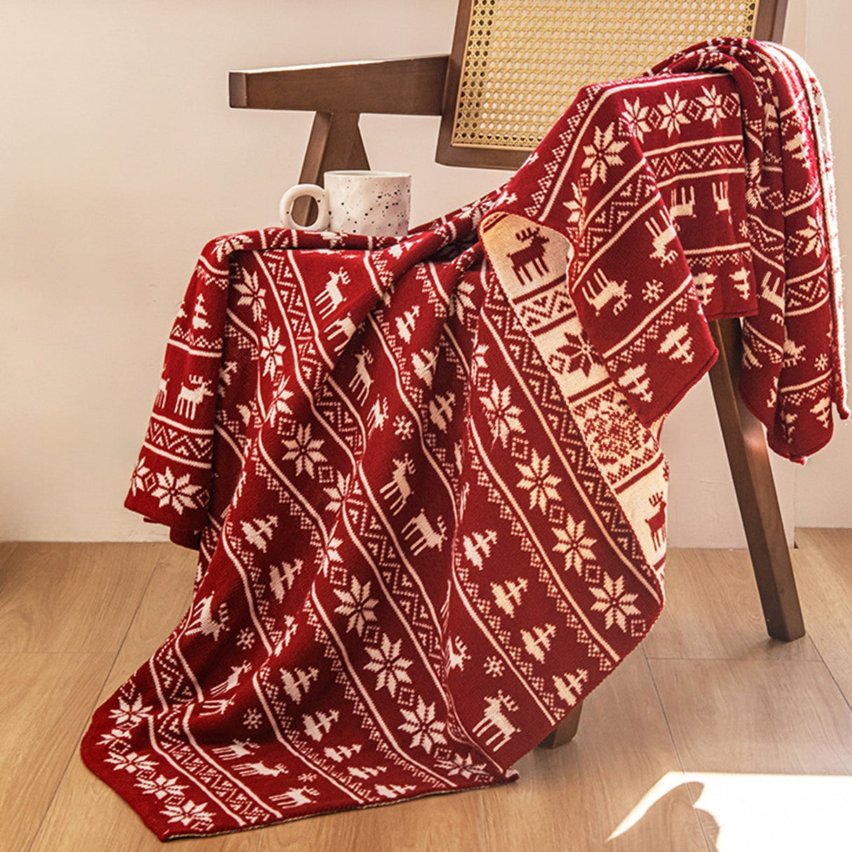 Weihnachtsdecke mit norwegischem Muster – Warmes und stimmungsvolles Wintertuch
