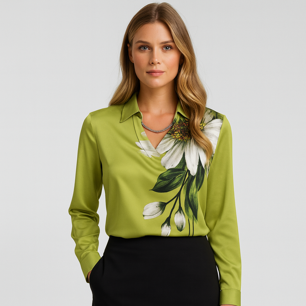 Damebluse med blomsterprint – Elegant og stilfuld pasform