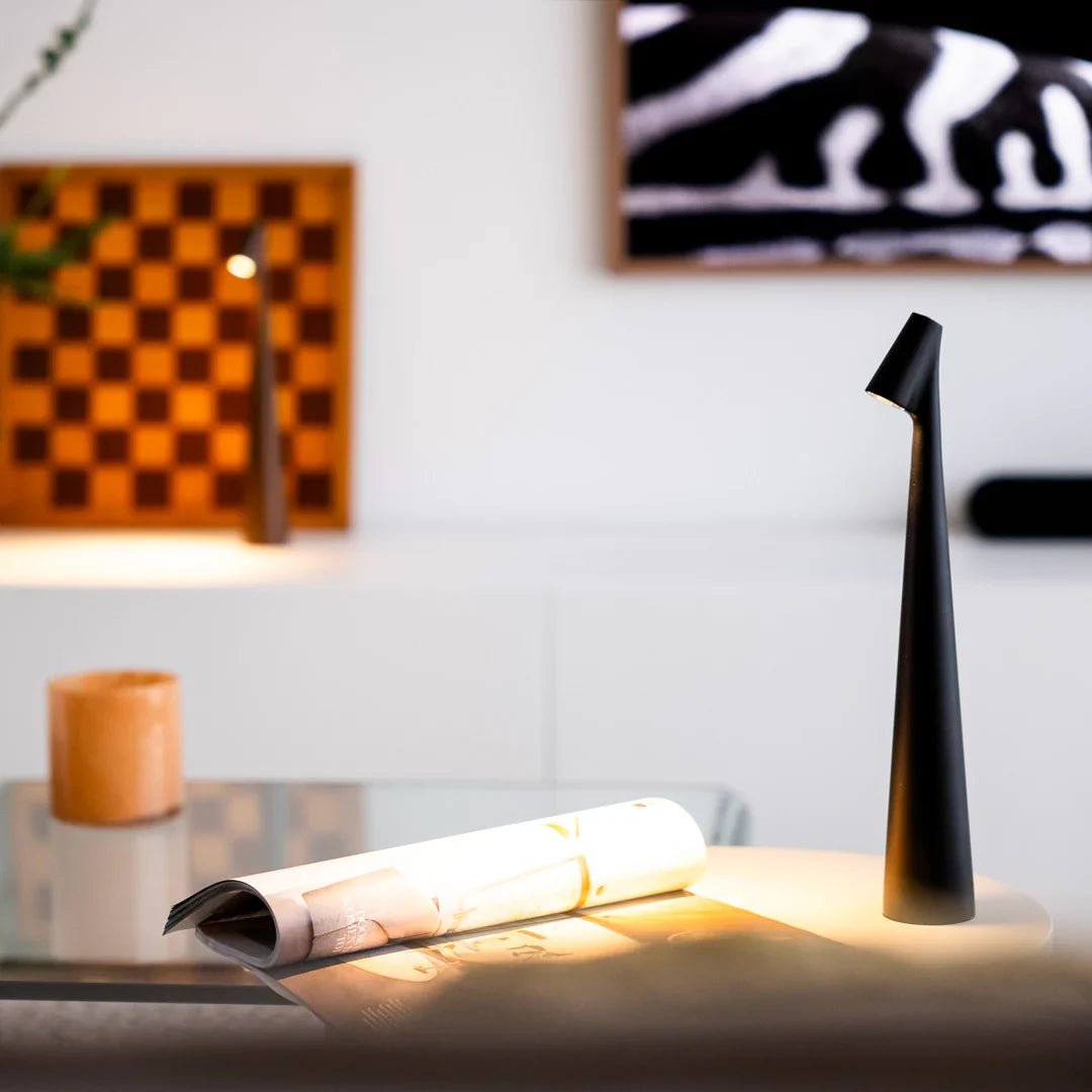 Minimalistisk Touch Bordlampe med Moderne Design