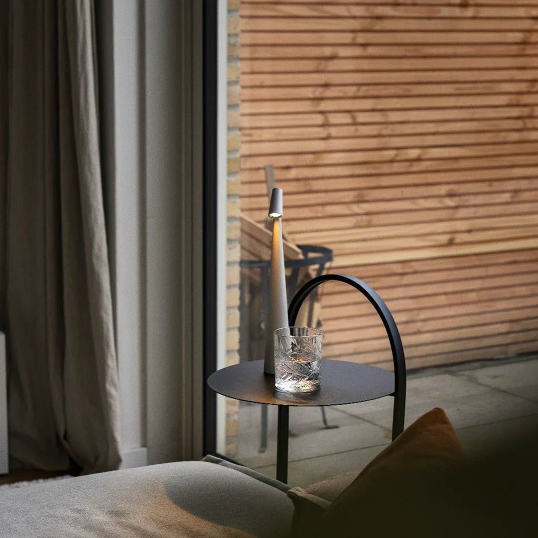 Minimalistisk Touch Bordlampe med Moderne Design