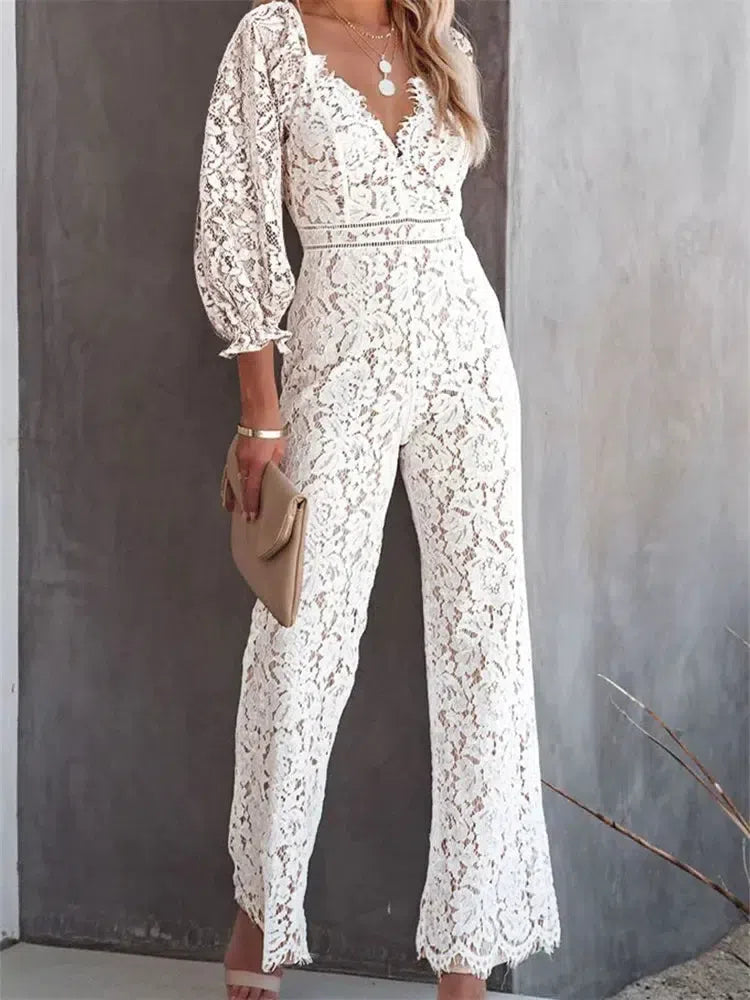 Elegant blonde jumpsuit med V-hals