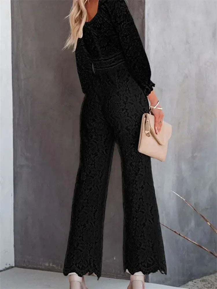 Elegant blonde jumpsuit med V-hals