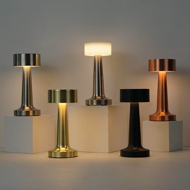 Trådløs Bordlampe med Moderne LED-Design