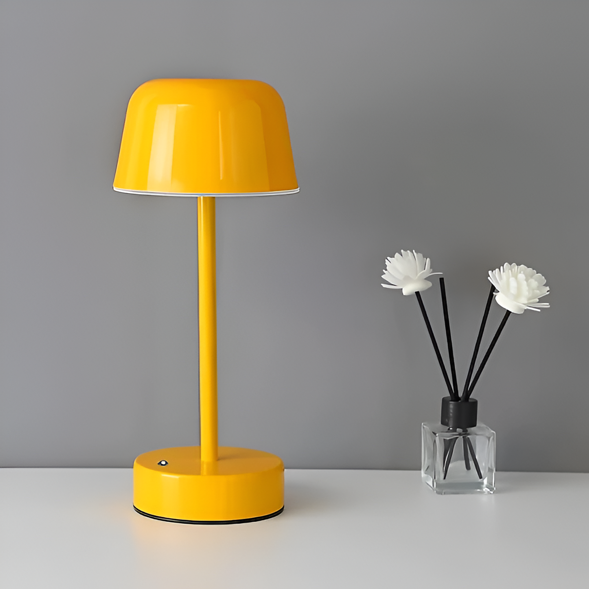 Trådløs LED Bordlampe med Retro Design