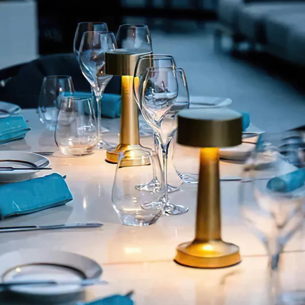 Trådløs Bordlampe med Moderne LED-Design