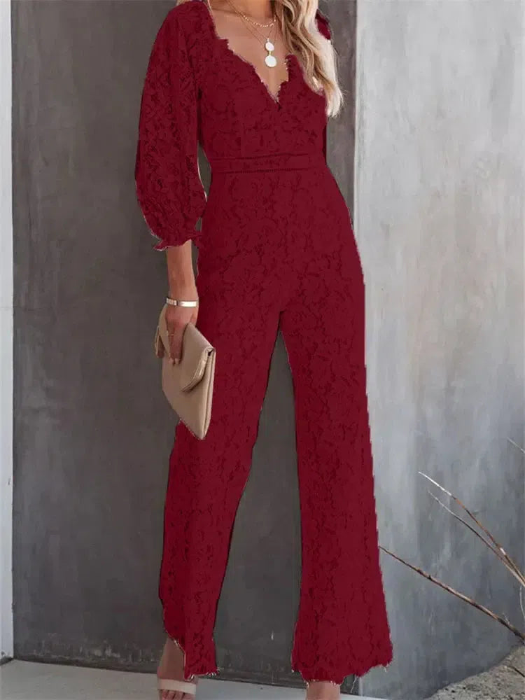 Elegant blonde jumpsuit med V-hals