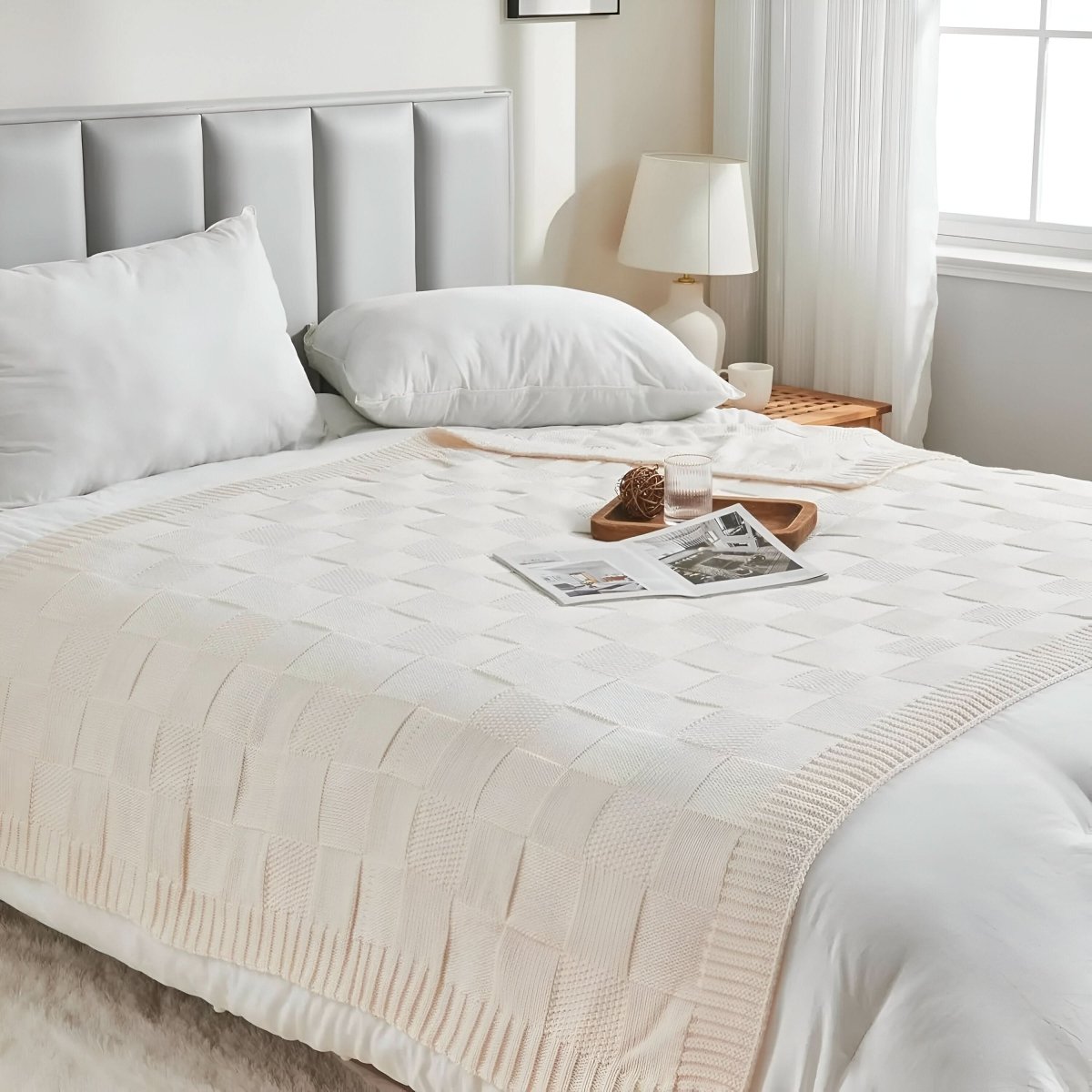 Strikket Plys Tæppe – Blødt Luksus Tæppe til Sofa & Soveværelse