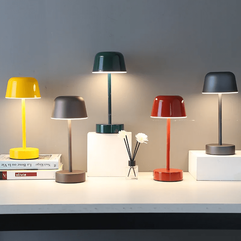 Trådløs Bauhaus Bordlampe Minimalistisk og Stilfuld
