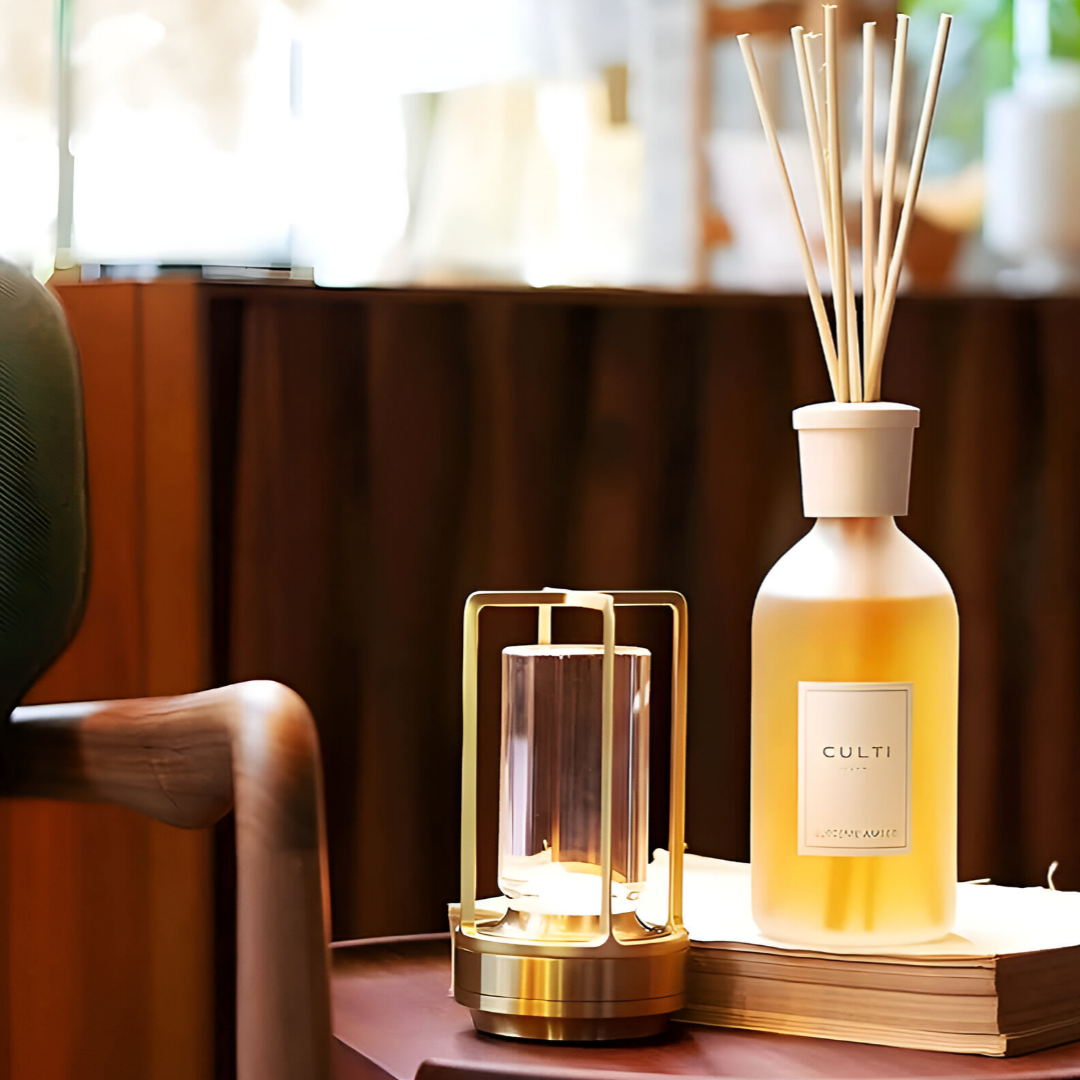 Modern mood lamp – Elegant cylindrical table lamp with warm light