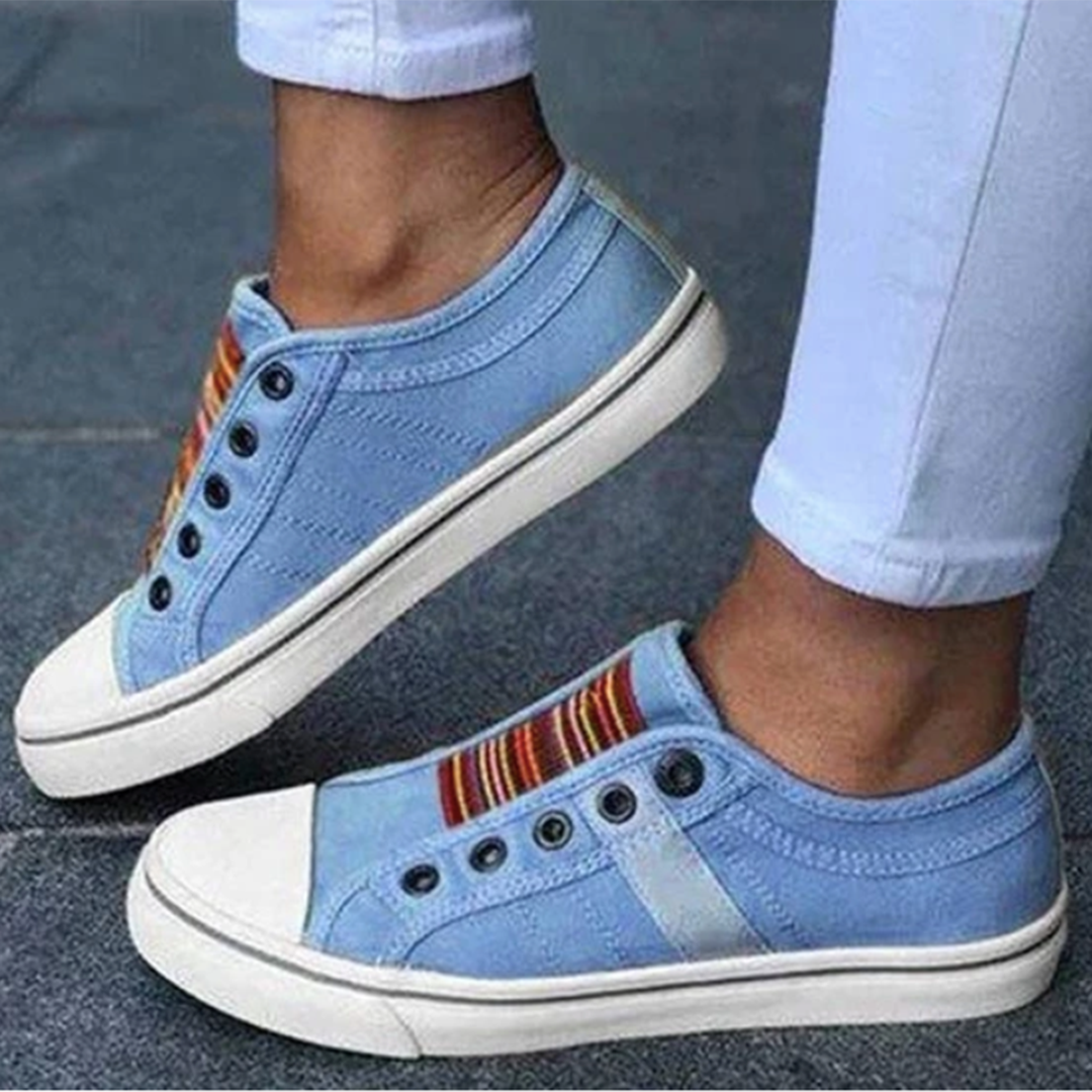 Casual slip-on sneakers med skridsikker sål og komfort