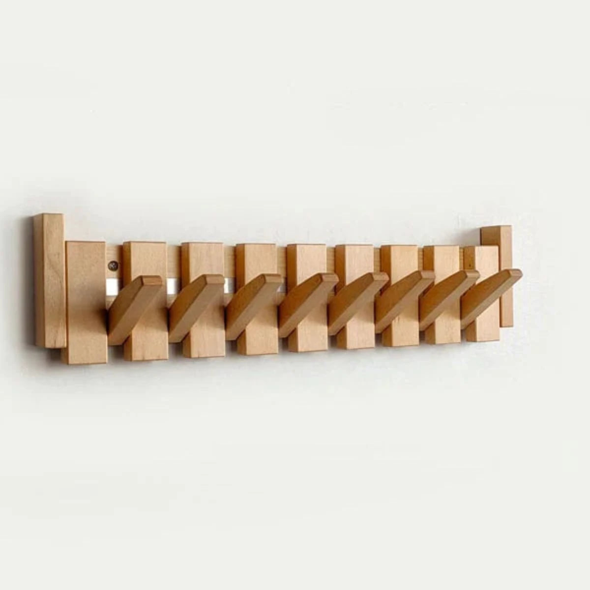 Træknagerække med Magnetiske Kroge og Klavertangent Design