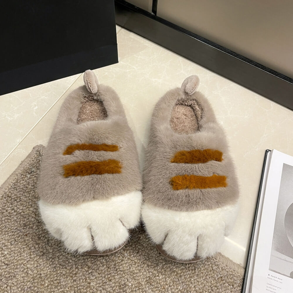 Ladies' Cat Slippers – Warm Plush House Shoes with Paw Design
