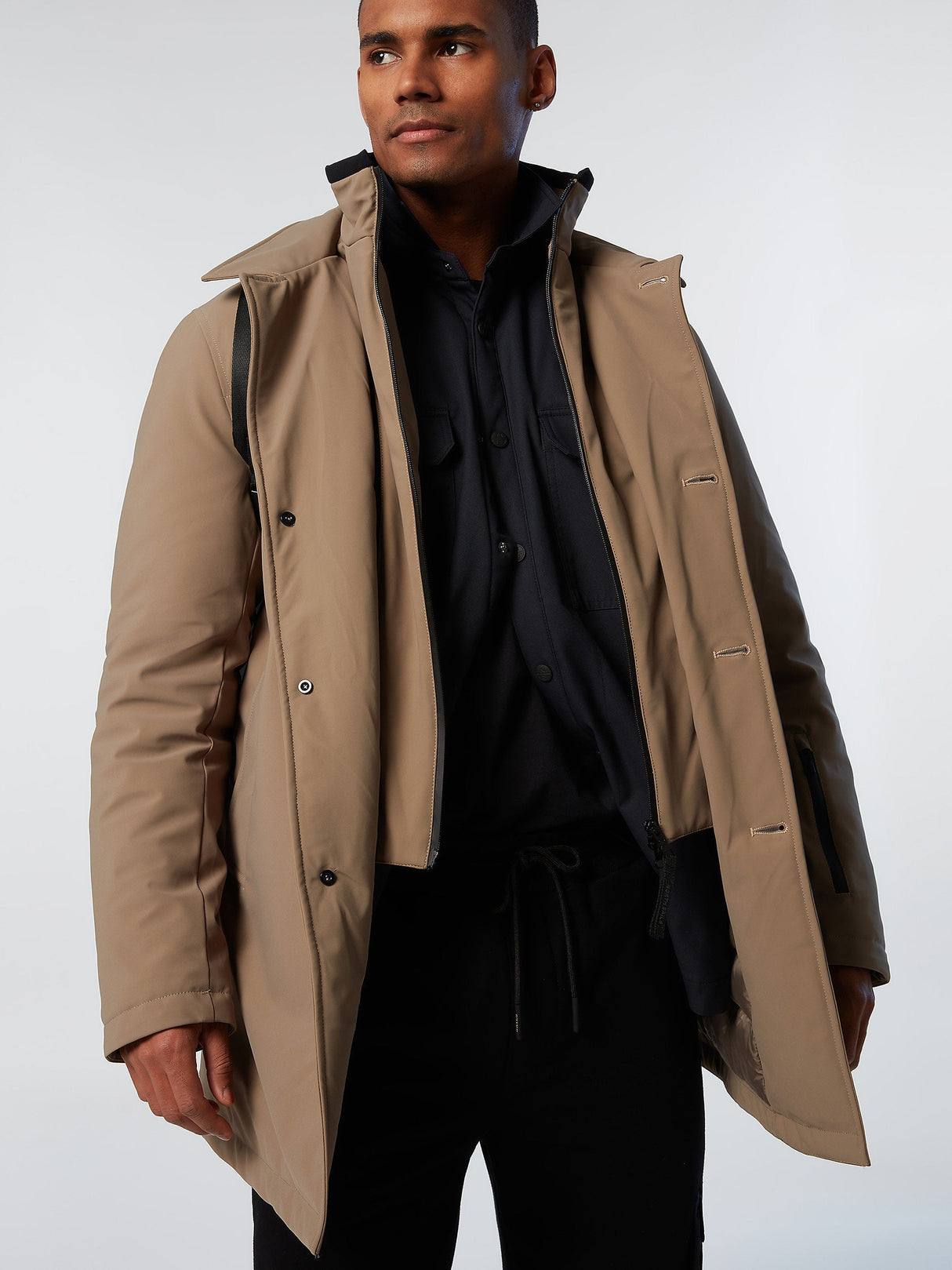 Tredelt Trenchcoat til Herrer af Genanvendt Materiale