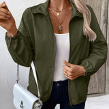 Dame letvægts vandafvisende jakke med lynlås og lommer – hoftelængde