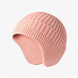 Gestrickte Wintermütze mit Schirm – warm und stilvoll für kalte Tage