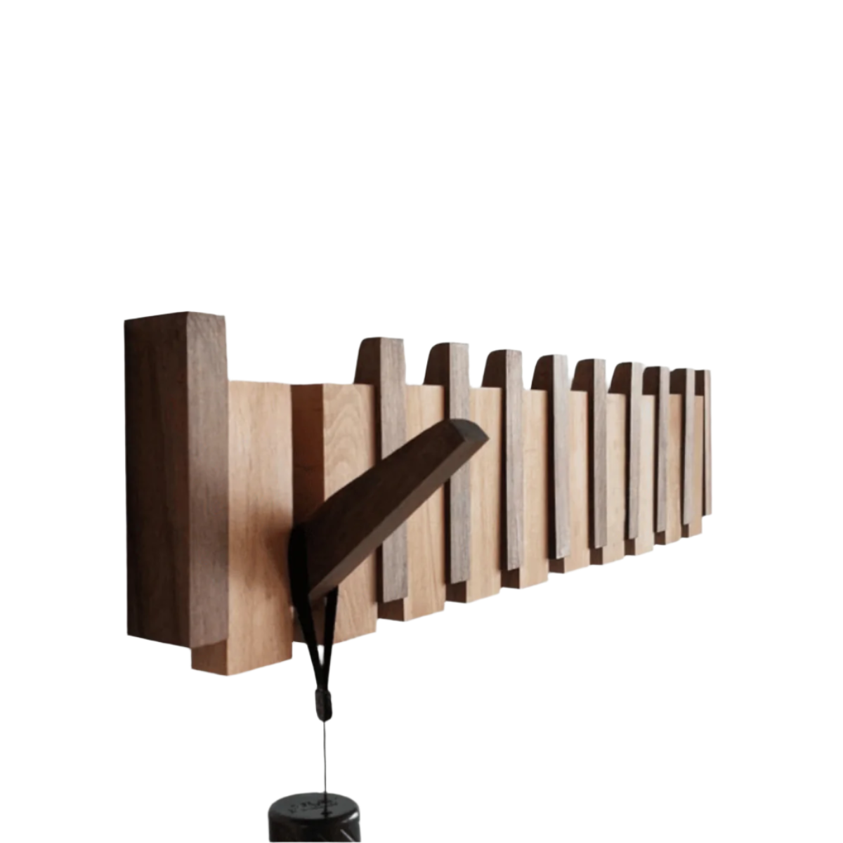 Træknagerække med Magnetiske Kroge og Klavertangent Design