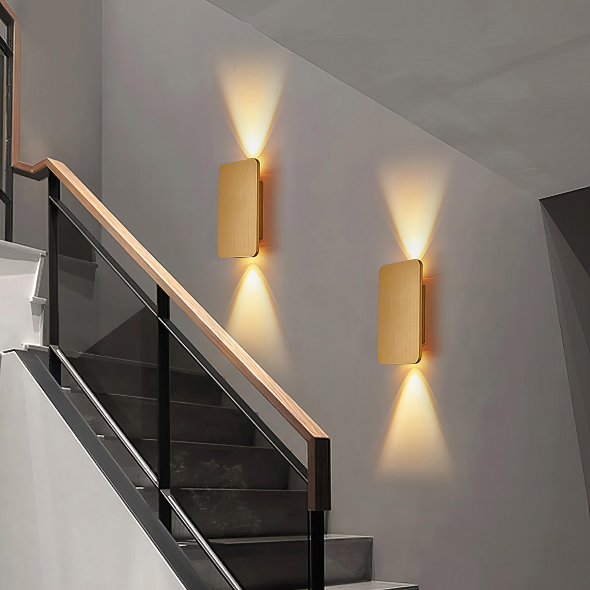 Minimalistisk LED Væglampe i Træ - Varmt og Koldt Lys