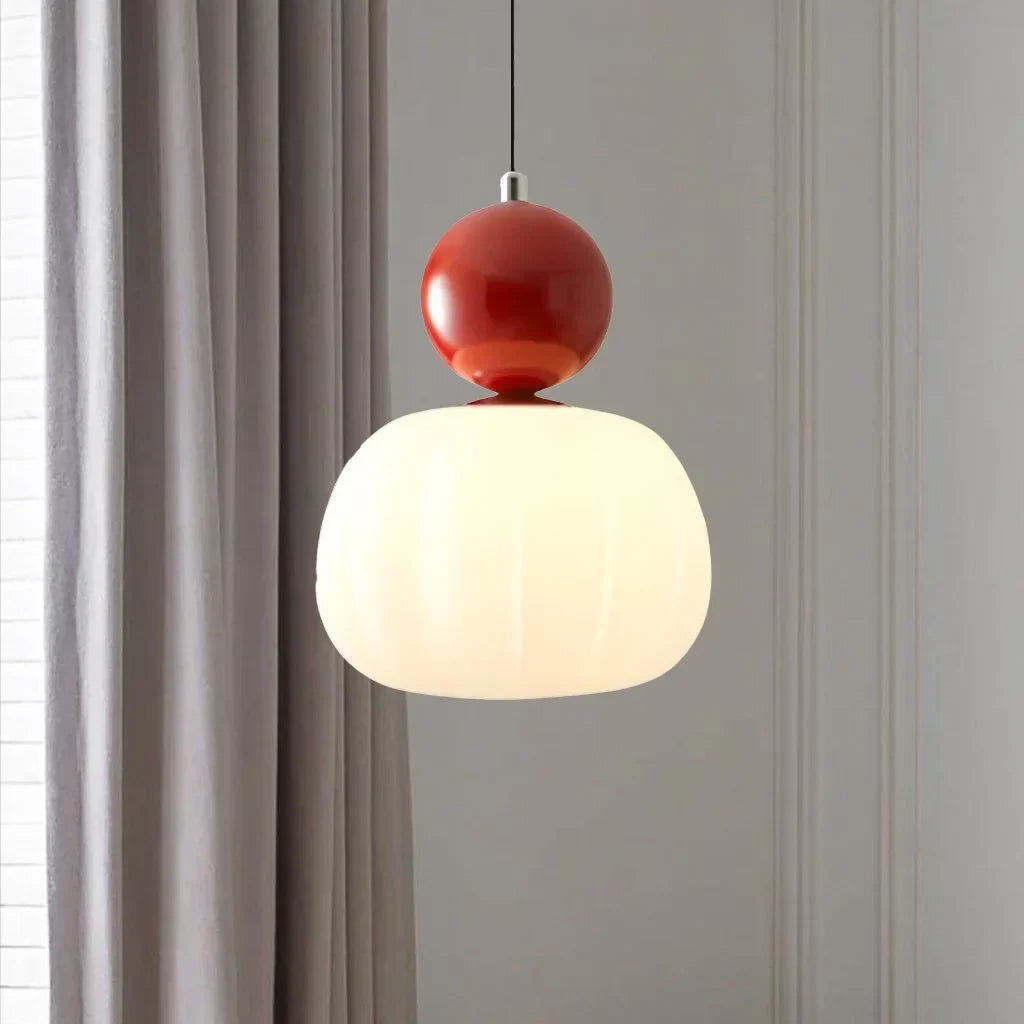 Elegant Hængelampe i Cremefarvet Art Deco Stil