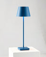 Minimalistisk Høj Bordlampe med Varmt LED Lys