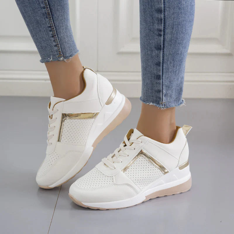 Stilfulde Sneakers med Kilehæl og Ventilation