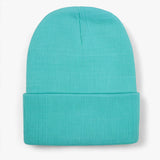 Basic Knitted Beanie – Unisex Winter Hat with Minimalist Design
