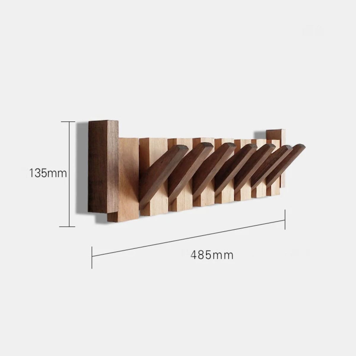 Træknagerække med Magnetiske Kroge og Klavertangent Design