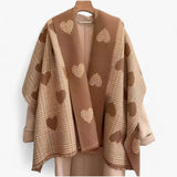 Szalik na serce – ciepły i stylowy damski szalik na zimę