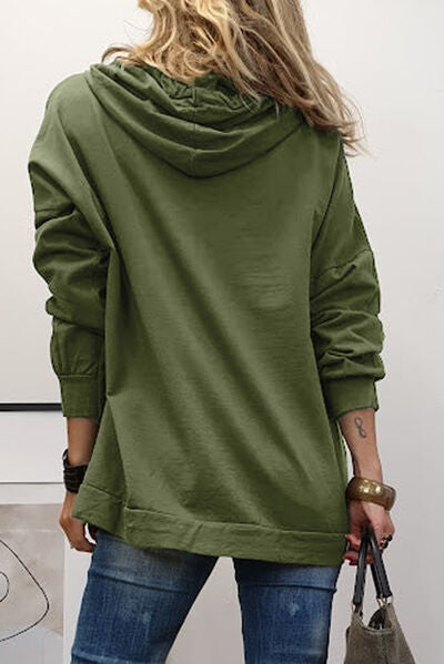 Oversized Dame Hoodie – Med Snor og Subtil Hjerte Detalje