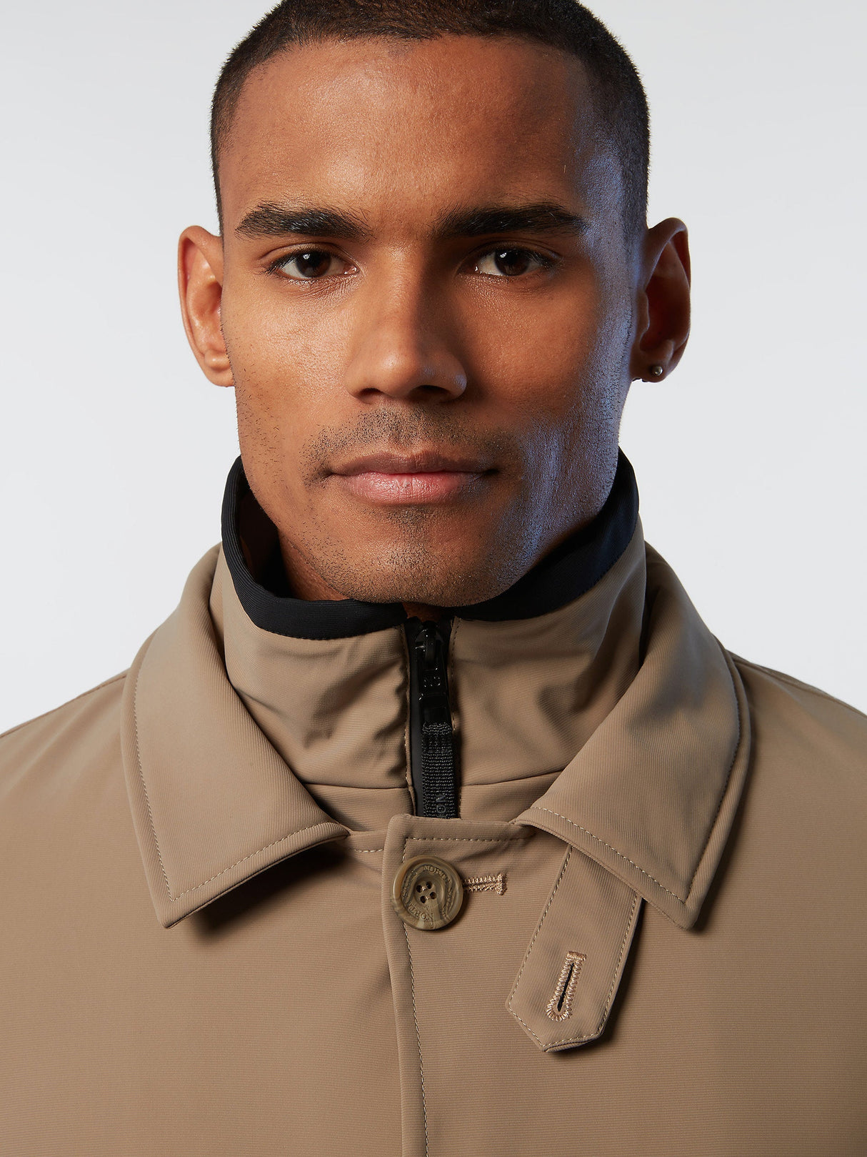 Tredelt Trenchcoat til Herrer af Genanvendt Materiale