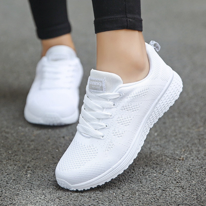 Let og Åndbar Dame Sneakers med Stabilitet