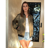 Dame bomberjakke med lange ærmer og lynlås