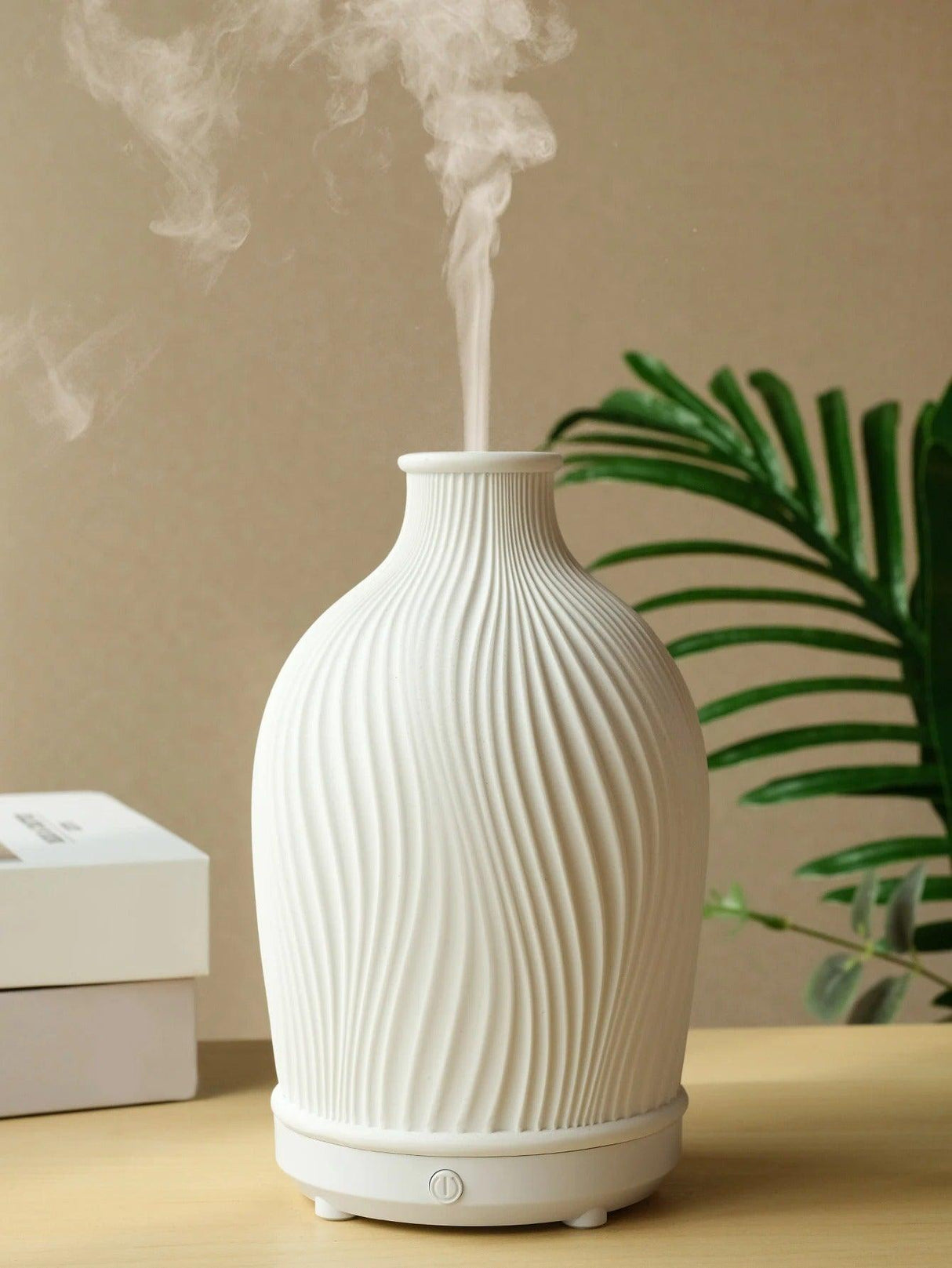 Polyresin Aroma Diffuser og Luftfugter med USB-tilslutning