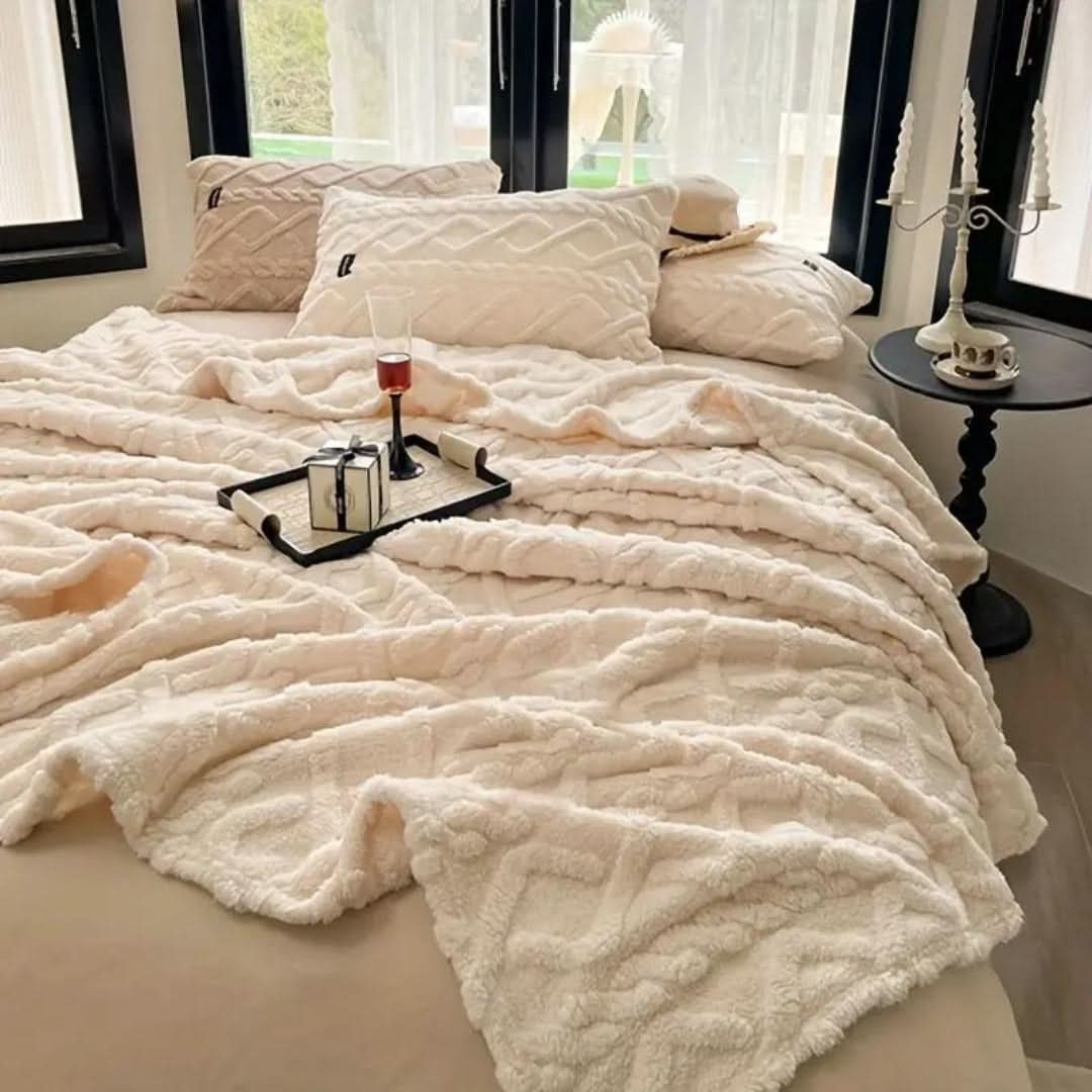 Blød Plys Tæppe med Mønster – Luksuriøst Varmt Tæppe til Sofa & Seng