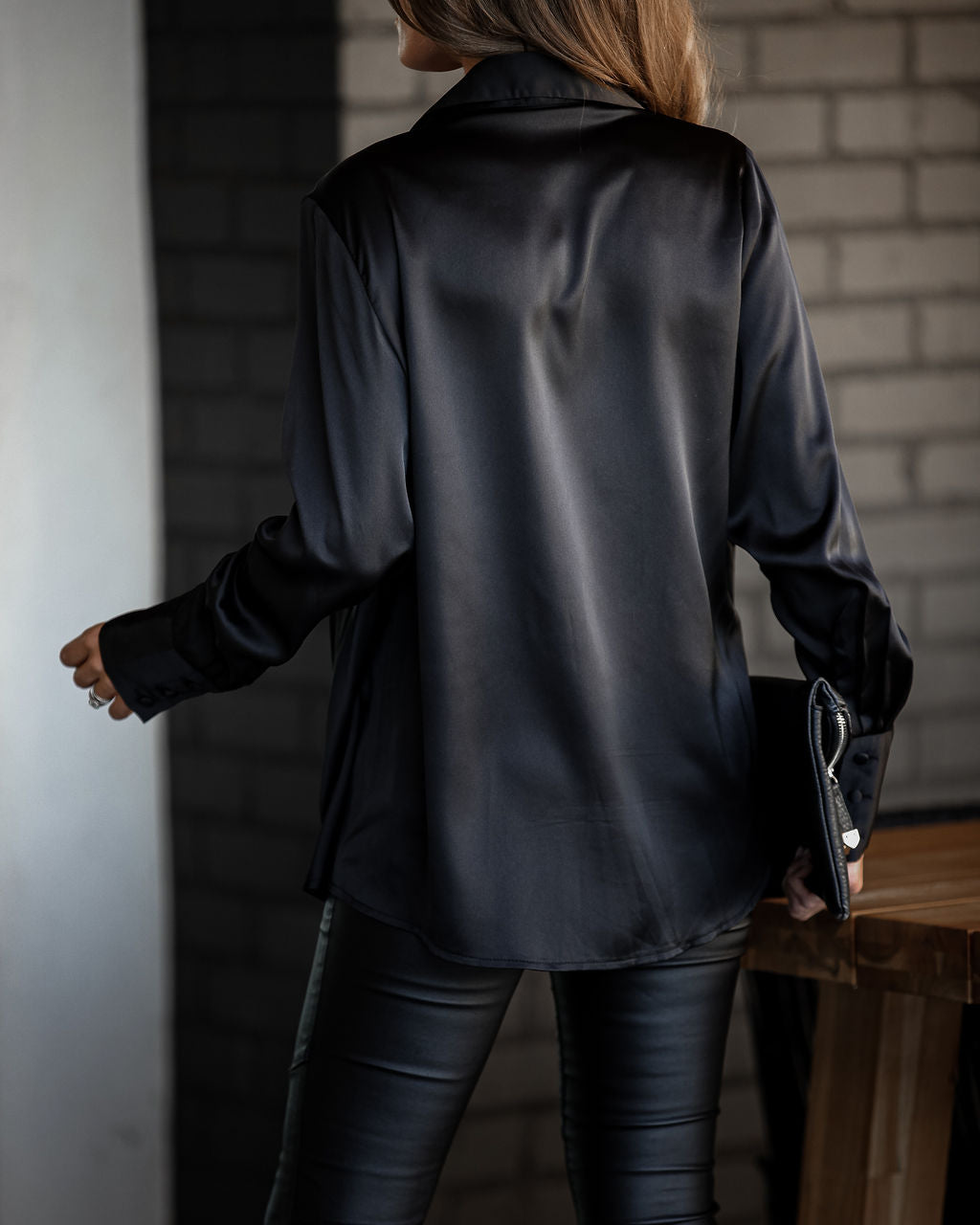 Stilfuld Luksusbluse – Elegant og Alsidigt Design