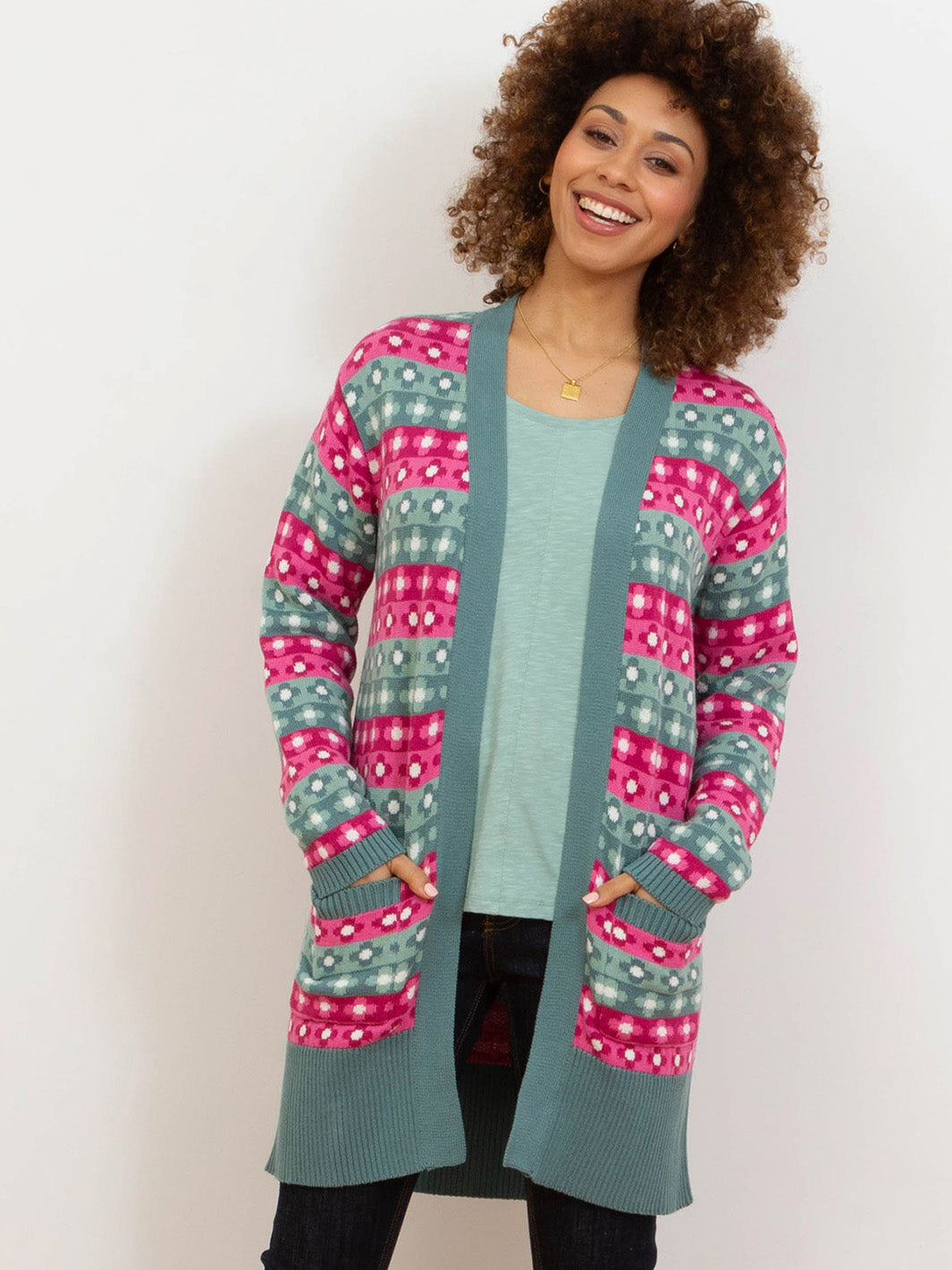 Lang Strikjakke med Blomsterjacquard og Praktiske Lommer