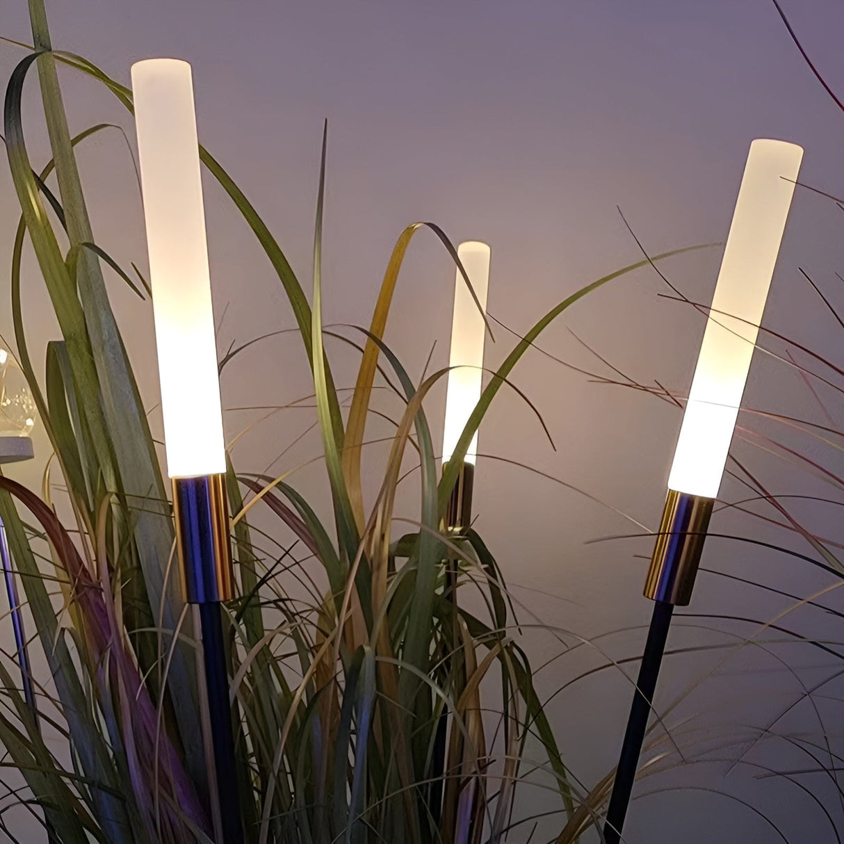 Solenergi LED Udendørsbelysning - Nem Installation