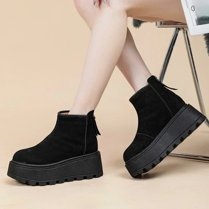 Winter platform ankle boots – warm and stylish women's boots