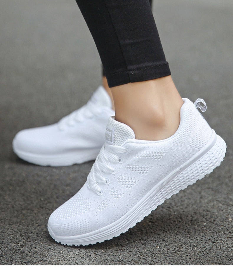 Let og Åndbar Dame Sneakers med Stabilitet