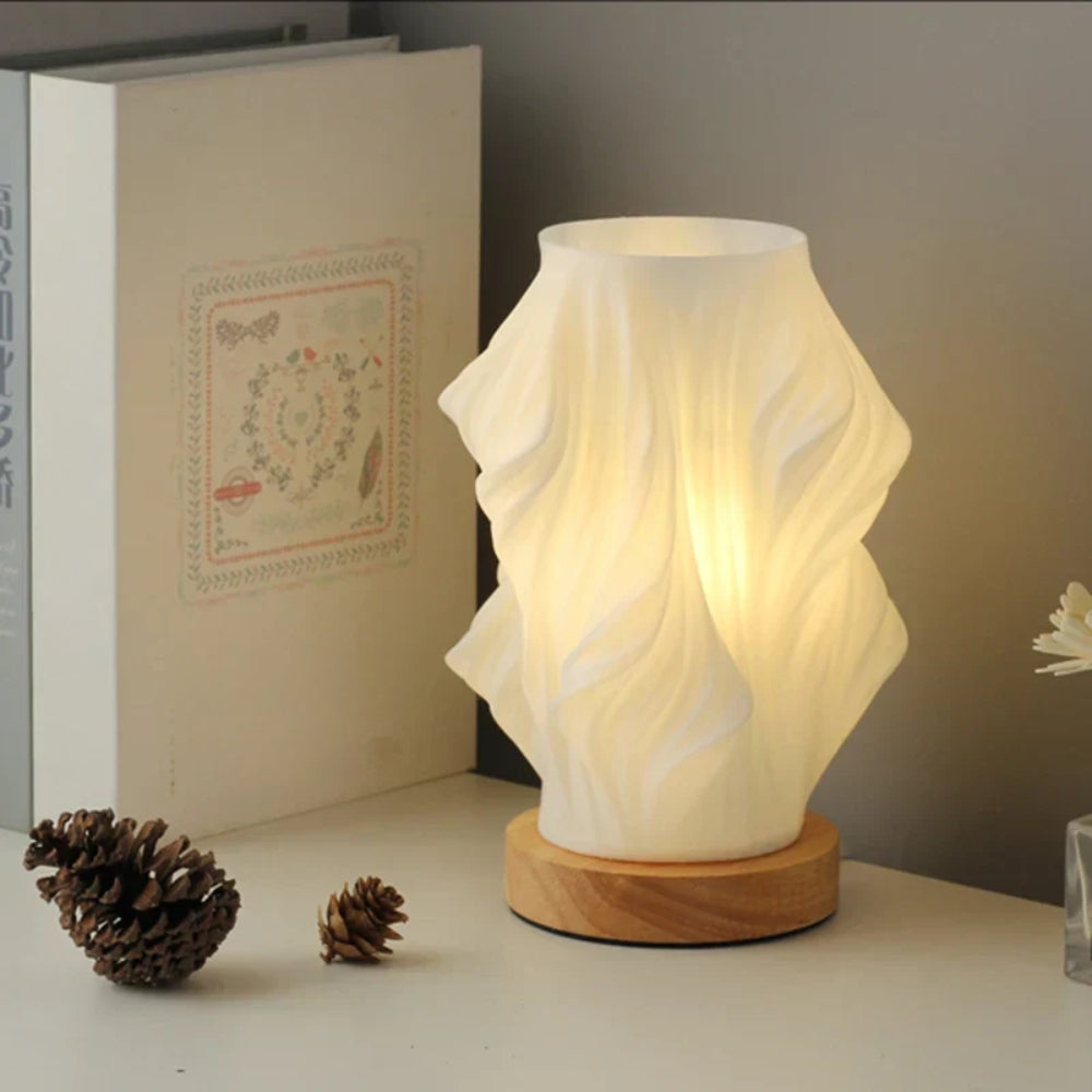 Bordlampe Soveværelse – Moderne LED Natlampe med Bølget Design