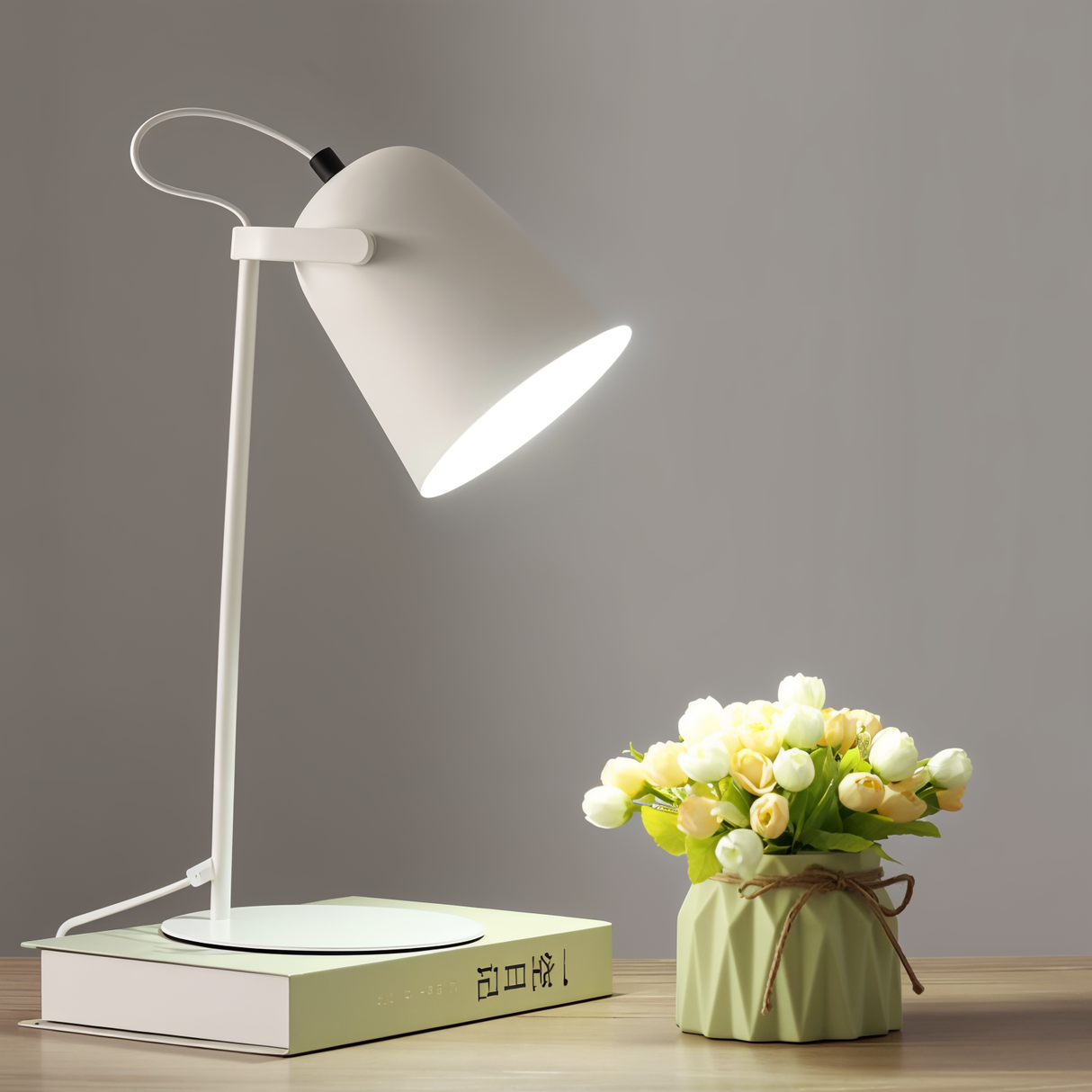 Justerbar Bordlampe - Farverig LED Læselampe til Skrivebord