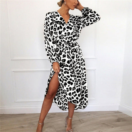 Kvinders Slå-Om-Kjole med Leopardprint Elegant Design 0
