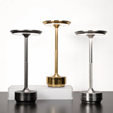 Minimalistisk Bordlampe med Varmt Lys og Elegant Design