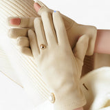 Élégance Pearl Handsker – Elegantes Winterdesign mit luxuriösen Details