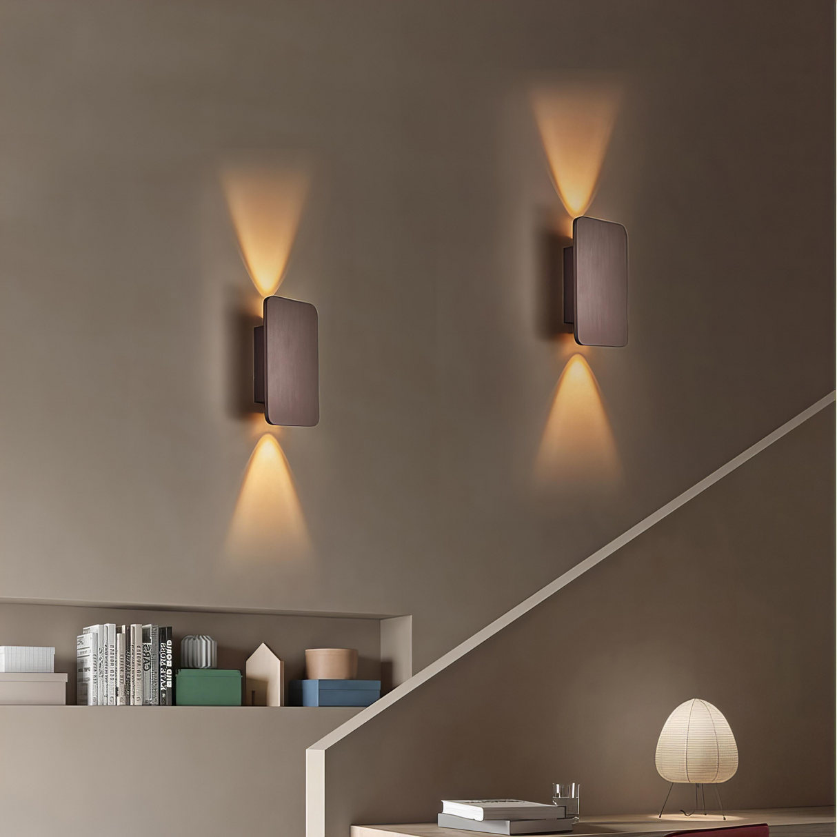 Minimalistisk LED Væglampe i Træ - Varmt og Koldt Lys