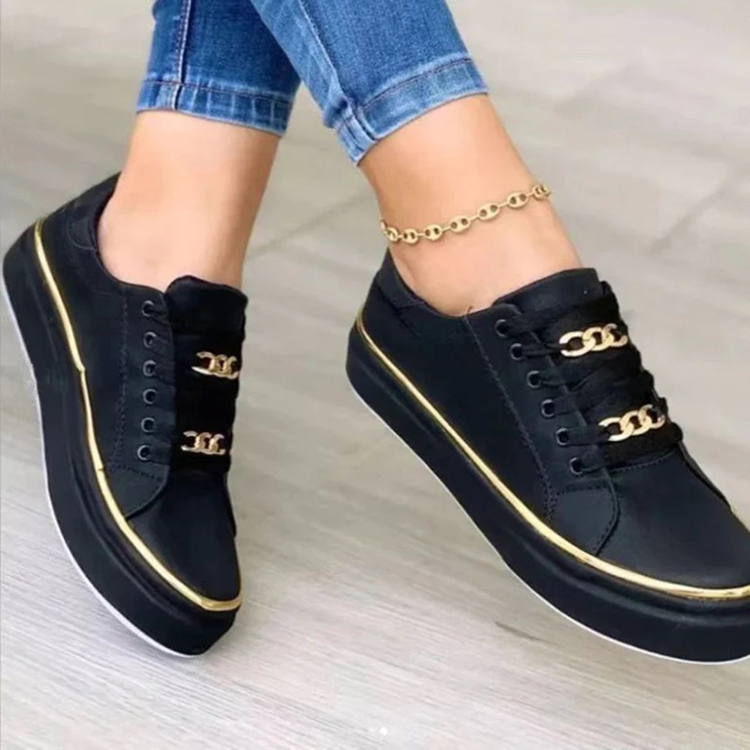 Stilfulde Sneakers med Gyldne Detaljer
