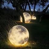 Atmospheric moon lamp for outdoor use – Decorative garden lighting