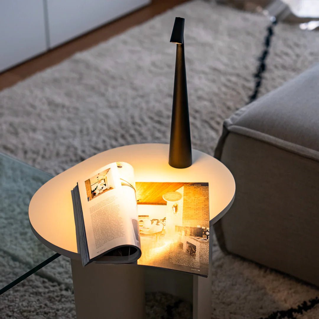 Minimalistisk Touch Bordlampe med Moderne Design